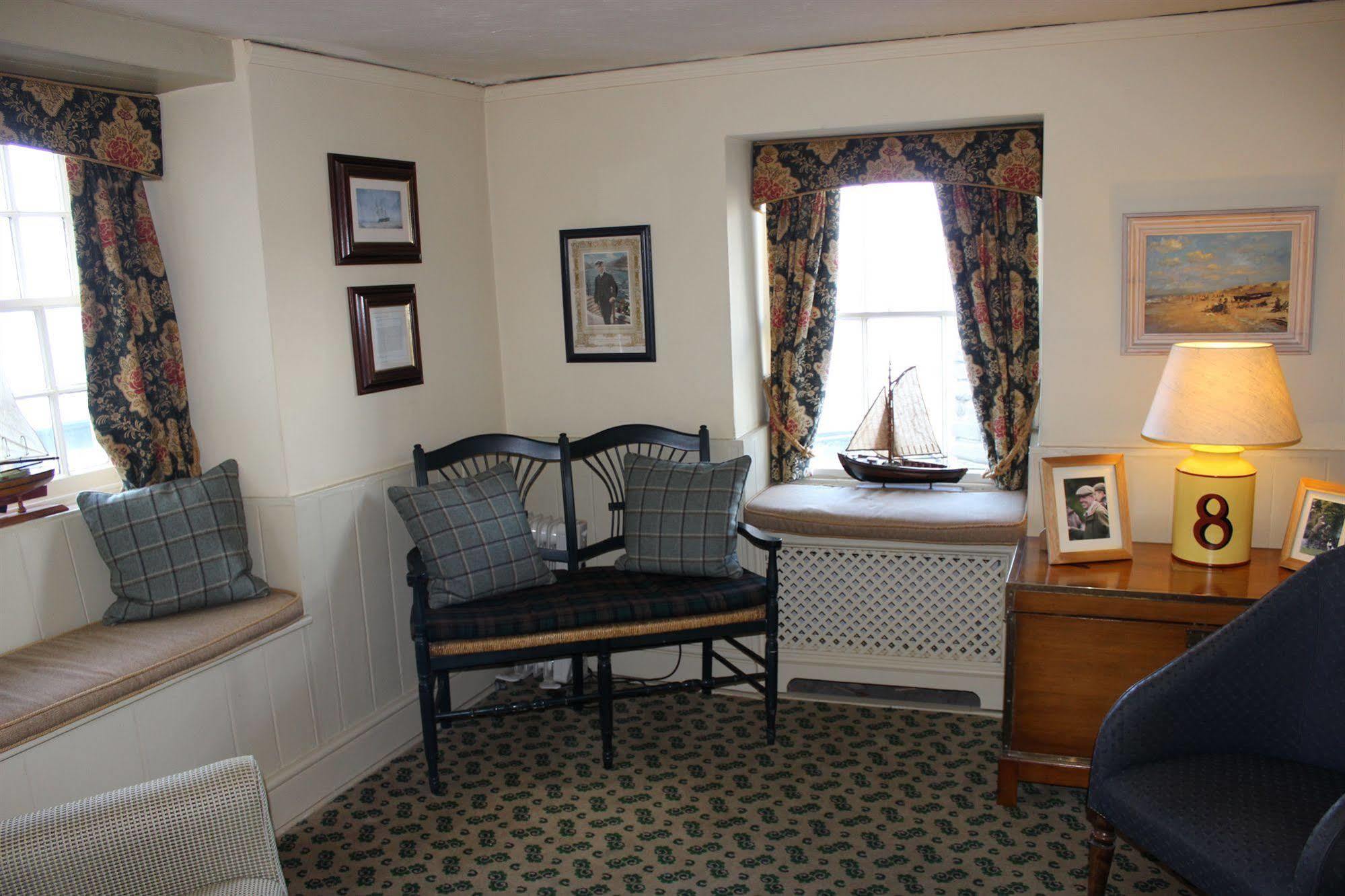 Red Lion Hotel Clovelly Εξωτερικό φωτογραφία